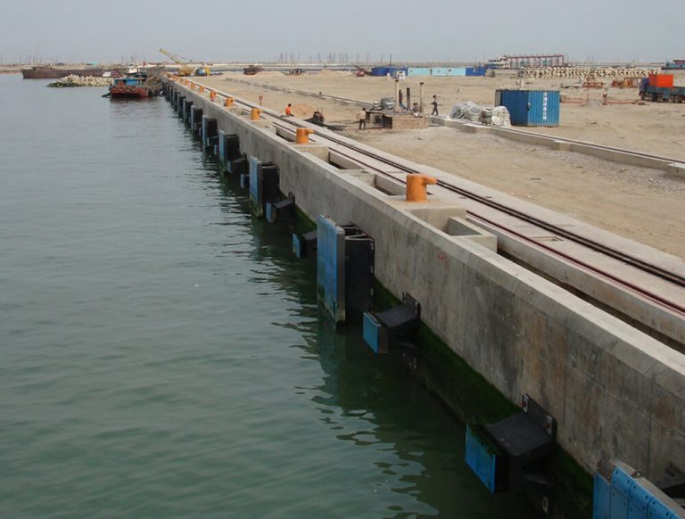 How to Enhance the Durability of Rubber Fenders in Harsh Environments