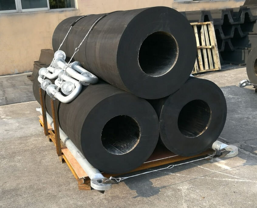 Workshop Of Cylindrical Rubber Fender(Y Type) 