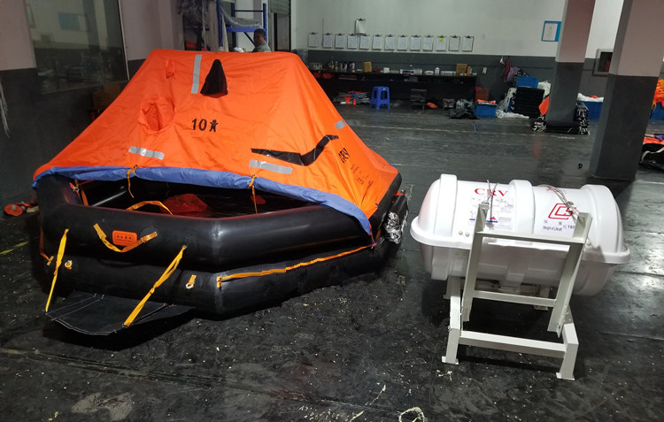 Packaging Of YSmarines Inflatable Life Raft  