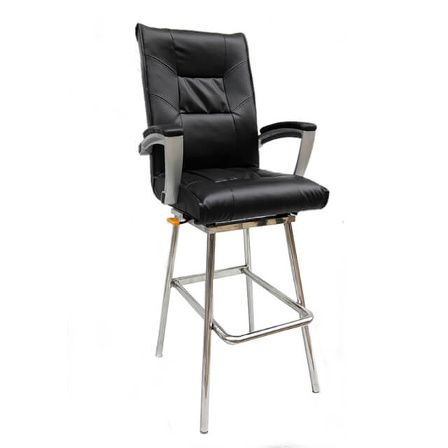 TR-007 Type Captains Chair
