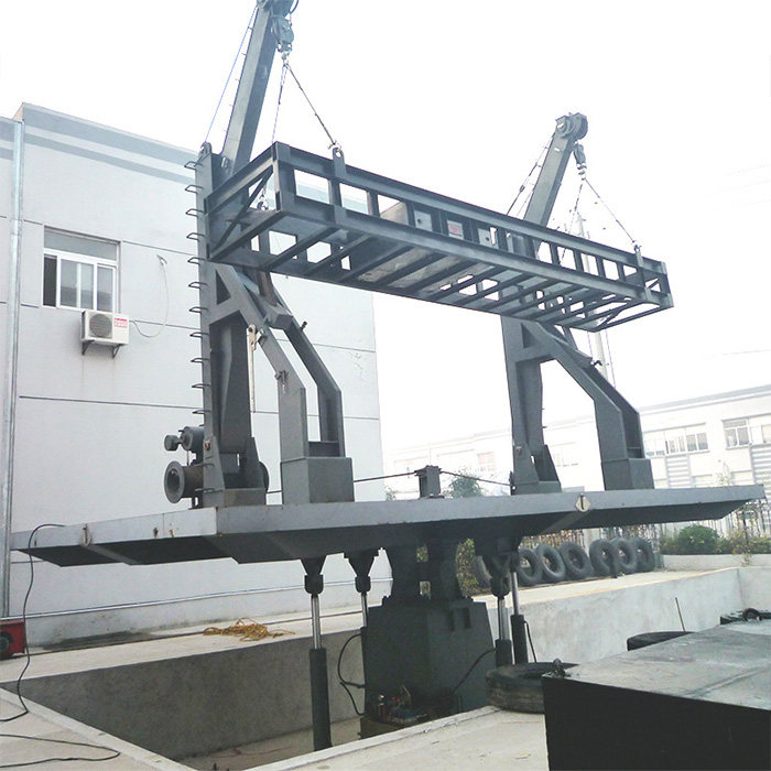 Pivot Gravity Davit/ Gravity Luffing ArmType Davit